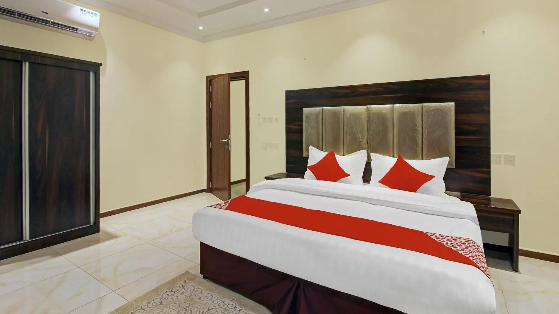 ** Hotel Oyo 586 Al Tamayoz Al Raqi Hira Jeddah Saudi Arabia
